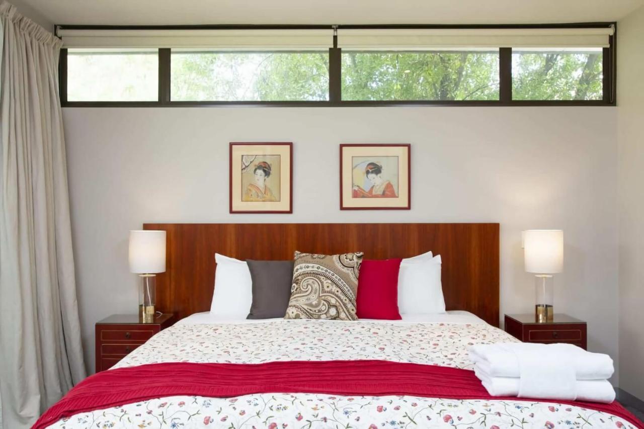 7 * Daylesford